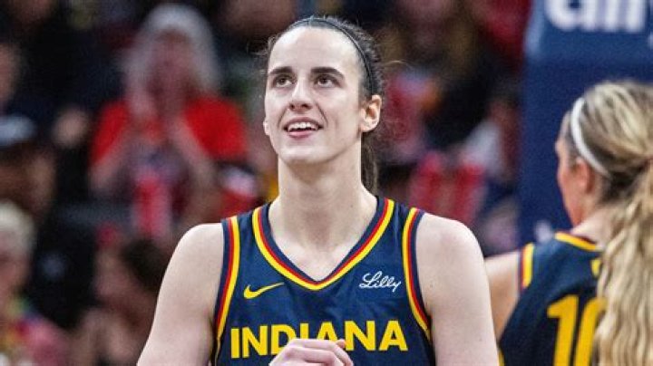 Caitlin Clark NaidaDenzel