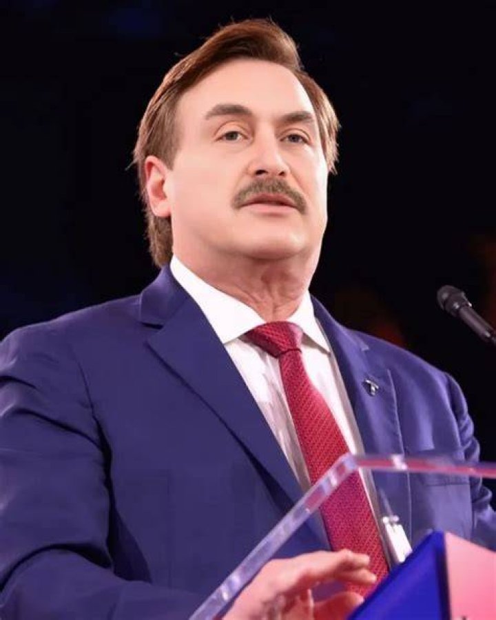 Mike Lindell Biography, Age, Height, Wife, Net Worth, Wiki Wealthy Spy
