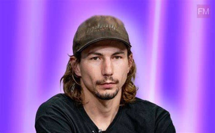 Parker Schnabel Bio, Net Worth, Salary, Father, Brother, Parents, Today